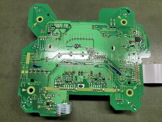 Pioneer CDJ-2000 Riss in Jog Platine