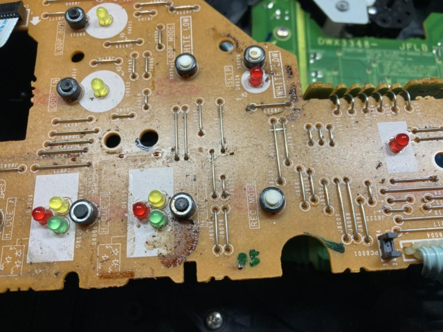 Pioneer CDJ-2000NXS Cola Schaden Platine