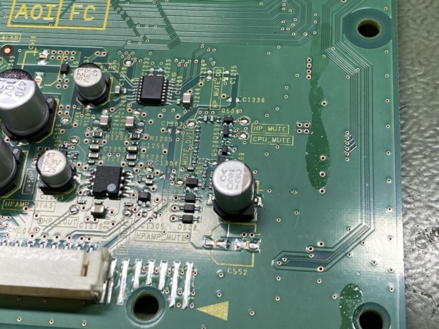 Pioneer DDJ-FLX4 Cola auf Platine