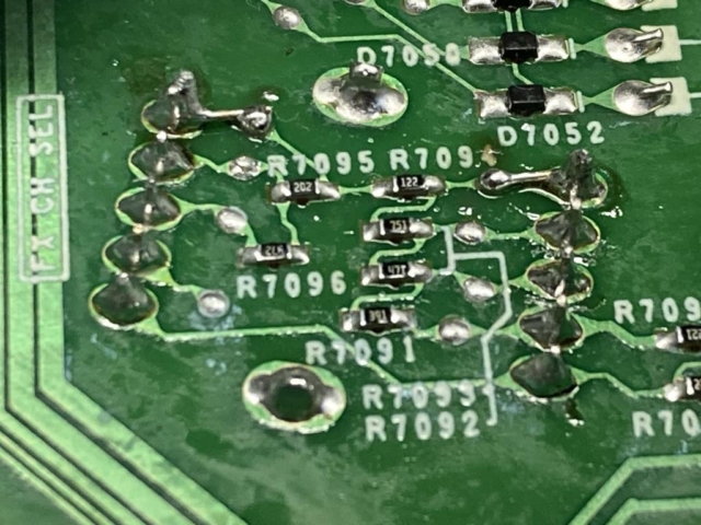 Pioneer XDJ-XZ Loetstellen geflickt